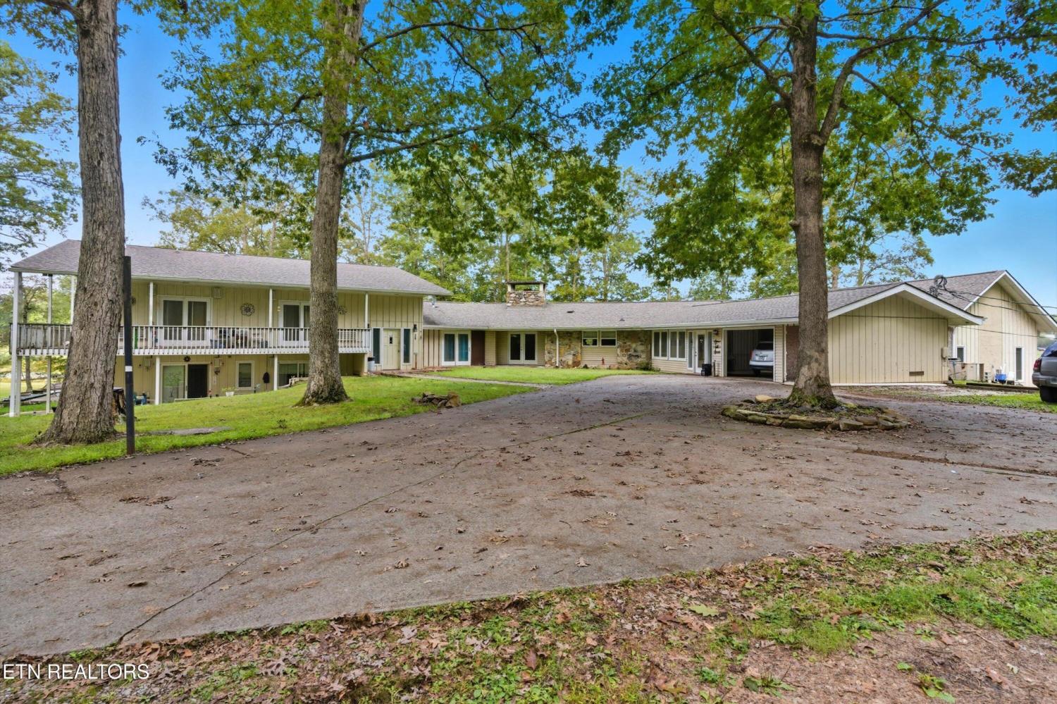605-S-Lake-Drive For Sale
