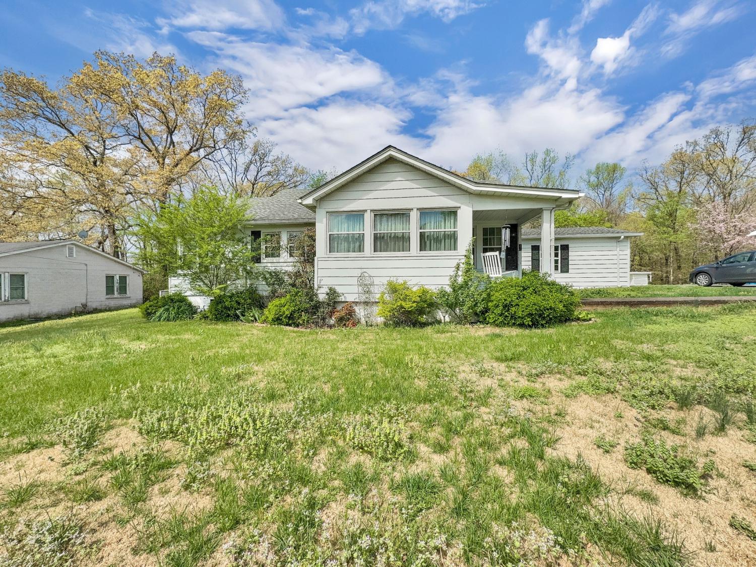 176-Vicksburg-Ave For Sale