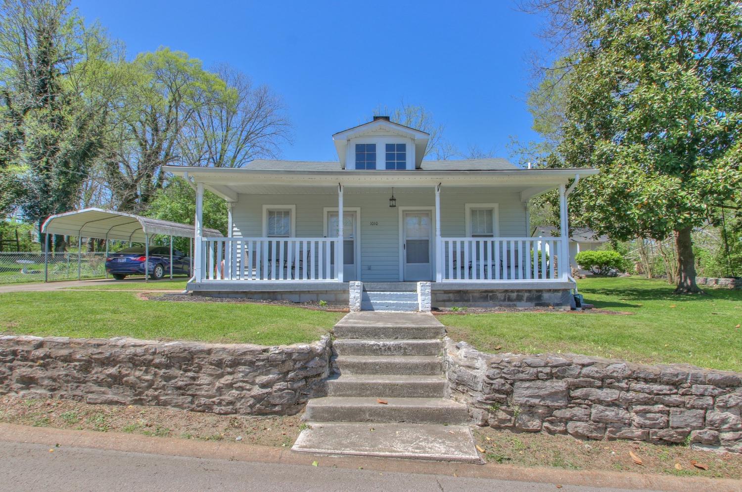 1010-Bridge-St For Sale
