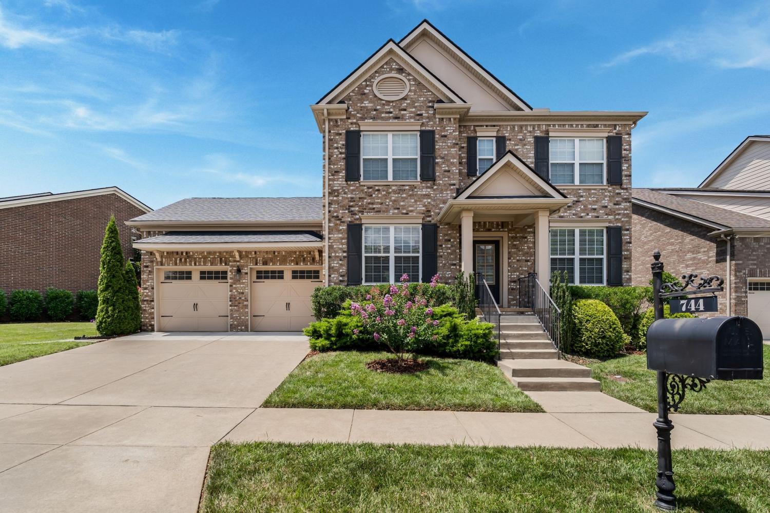 744-Newcomb-St For Sale
