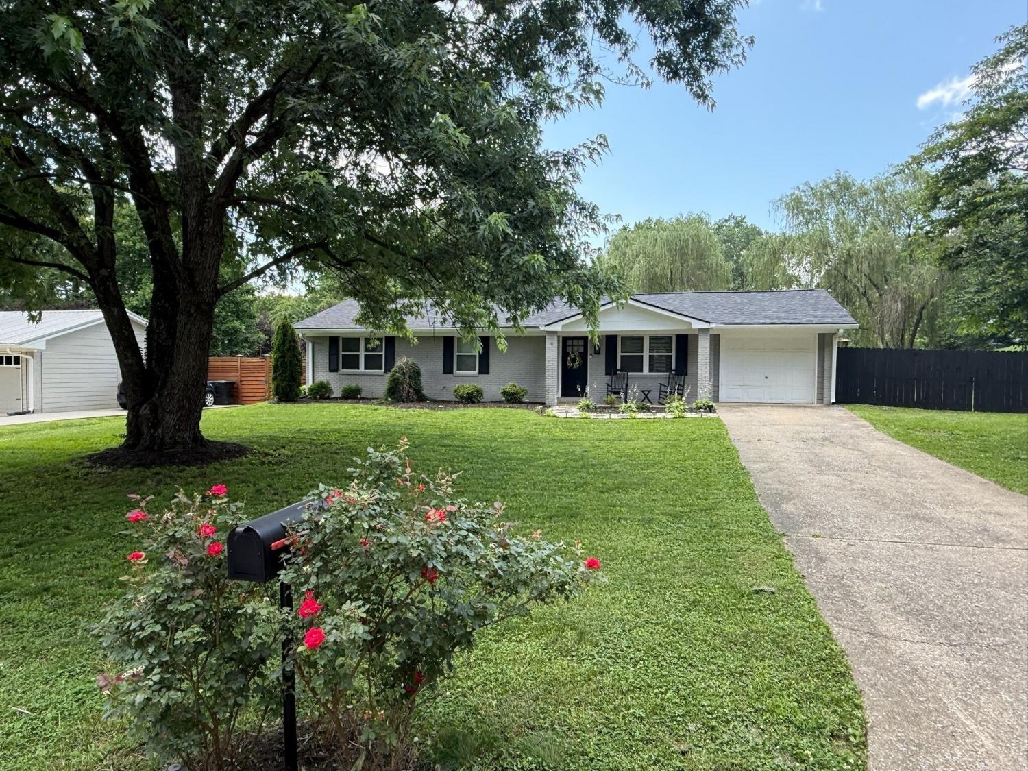 100-Elmwood-Ct For Sale