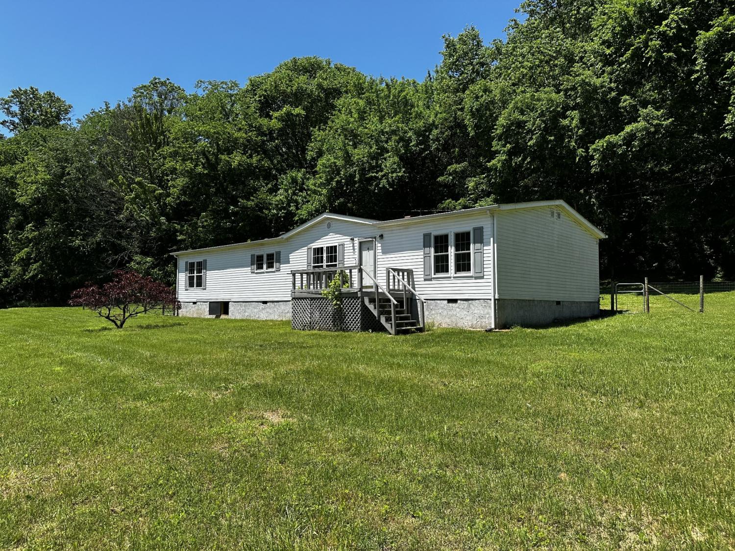 599-Defeated-Creek-Hwy For Sale