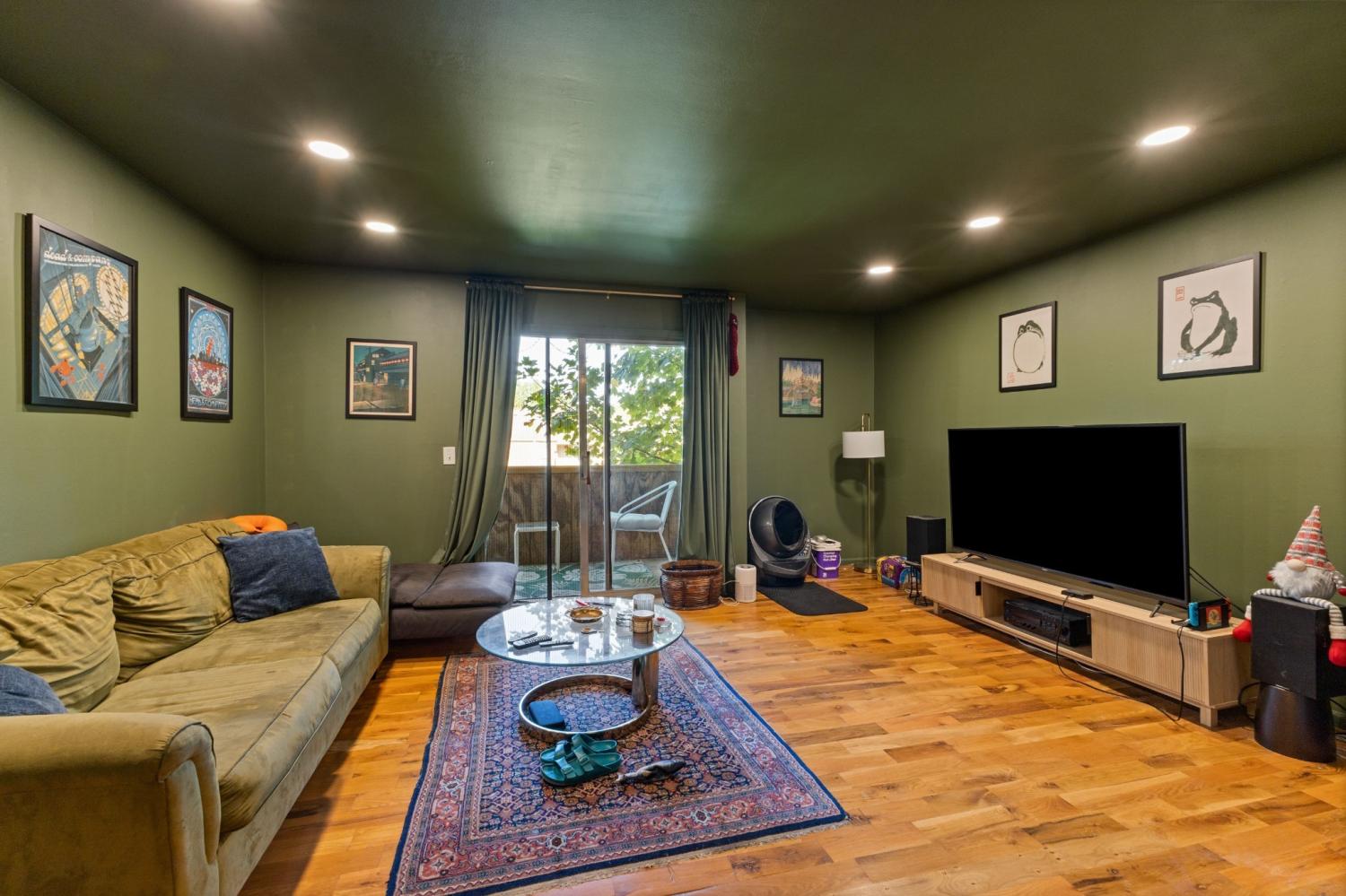 515-Basswood-Ave For Sale