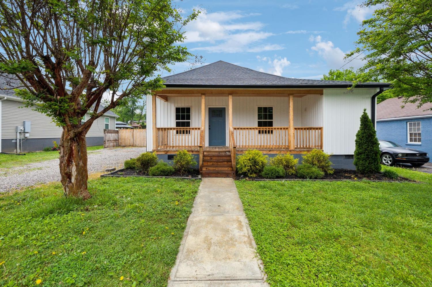 111-Warren-St For Sale