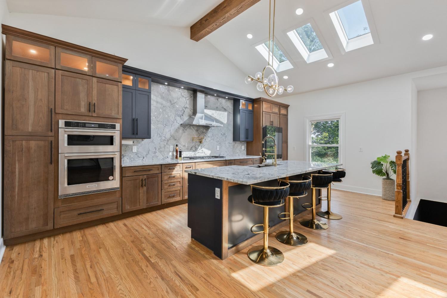 1012-Rodney-Dr For Sale