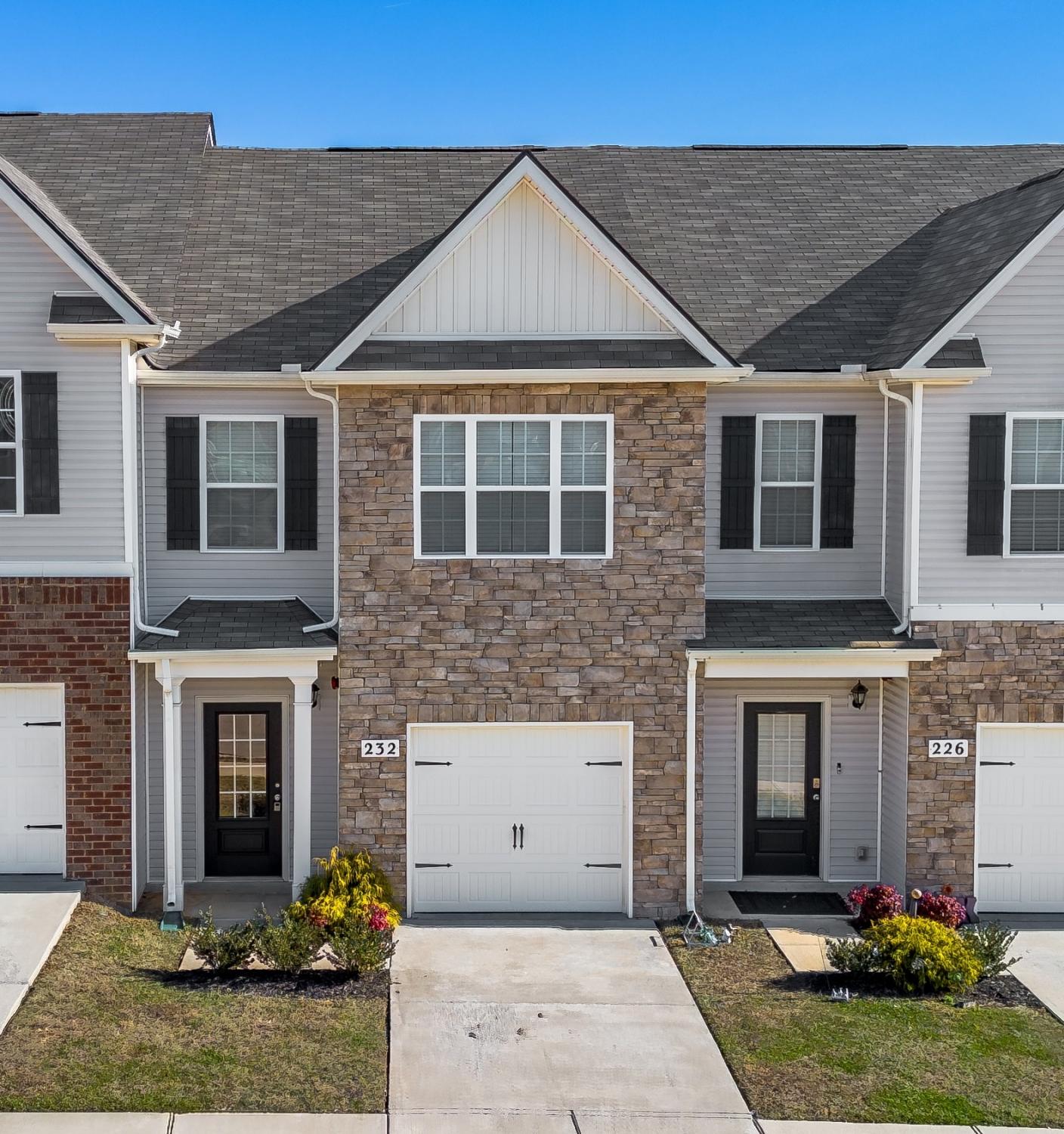 232-Warrior-Pl For Sale