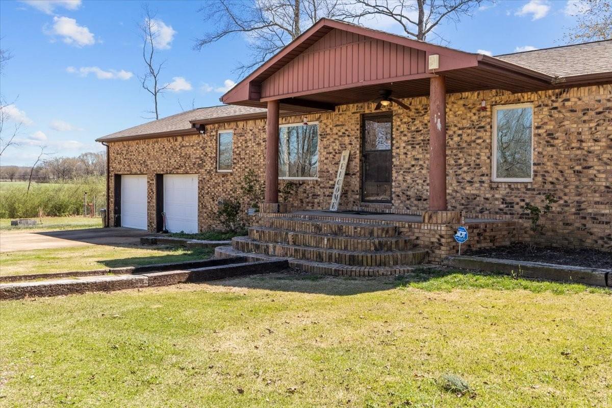 1092-Crockett-Dr For Sale