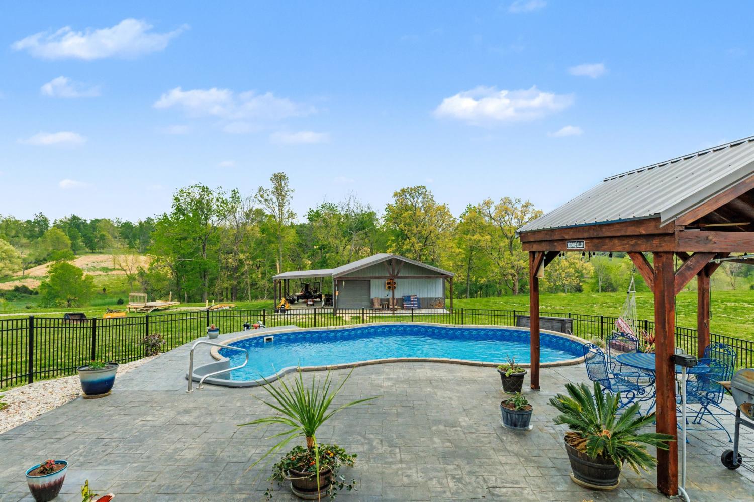 1560-Fairfield-Rd For Sale