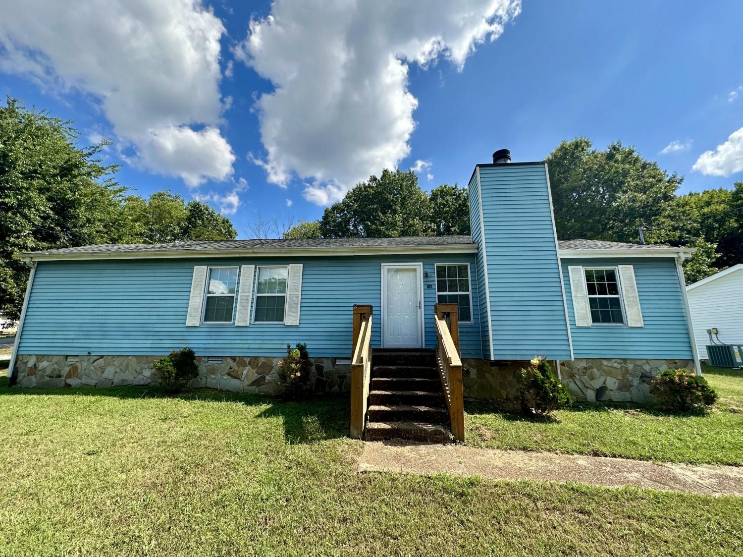 400-Cedarmont-Dr For Sale