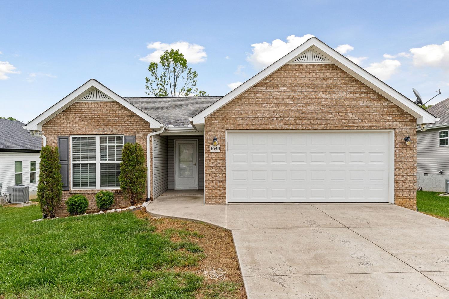 1643-Bobby-Nichols-Dr For Sale
