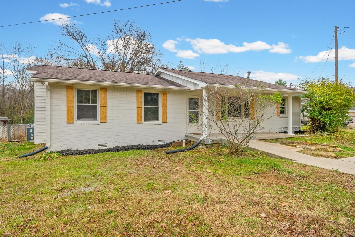 1272-Taylor-Town-Rd For Sale