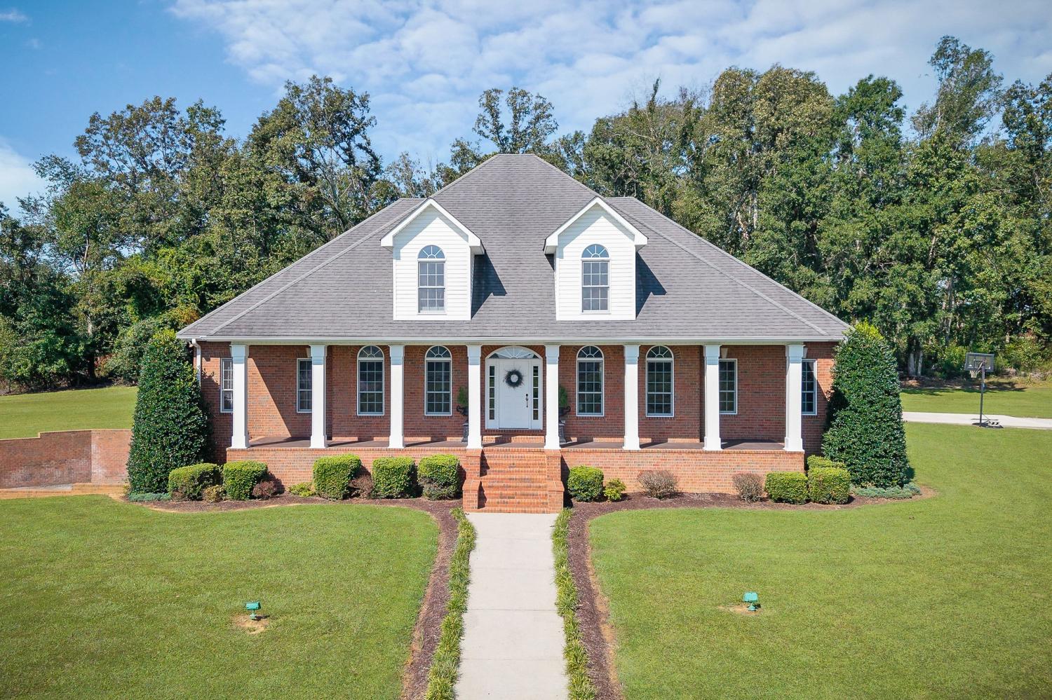 266-Hampton-Pointe-Ln For Sale