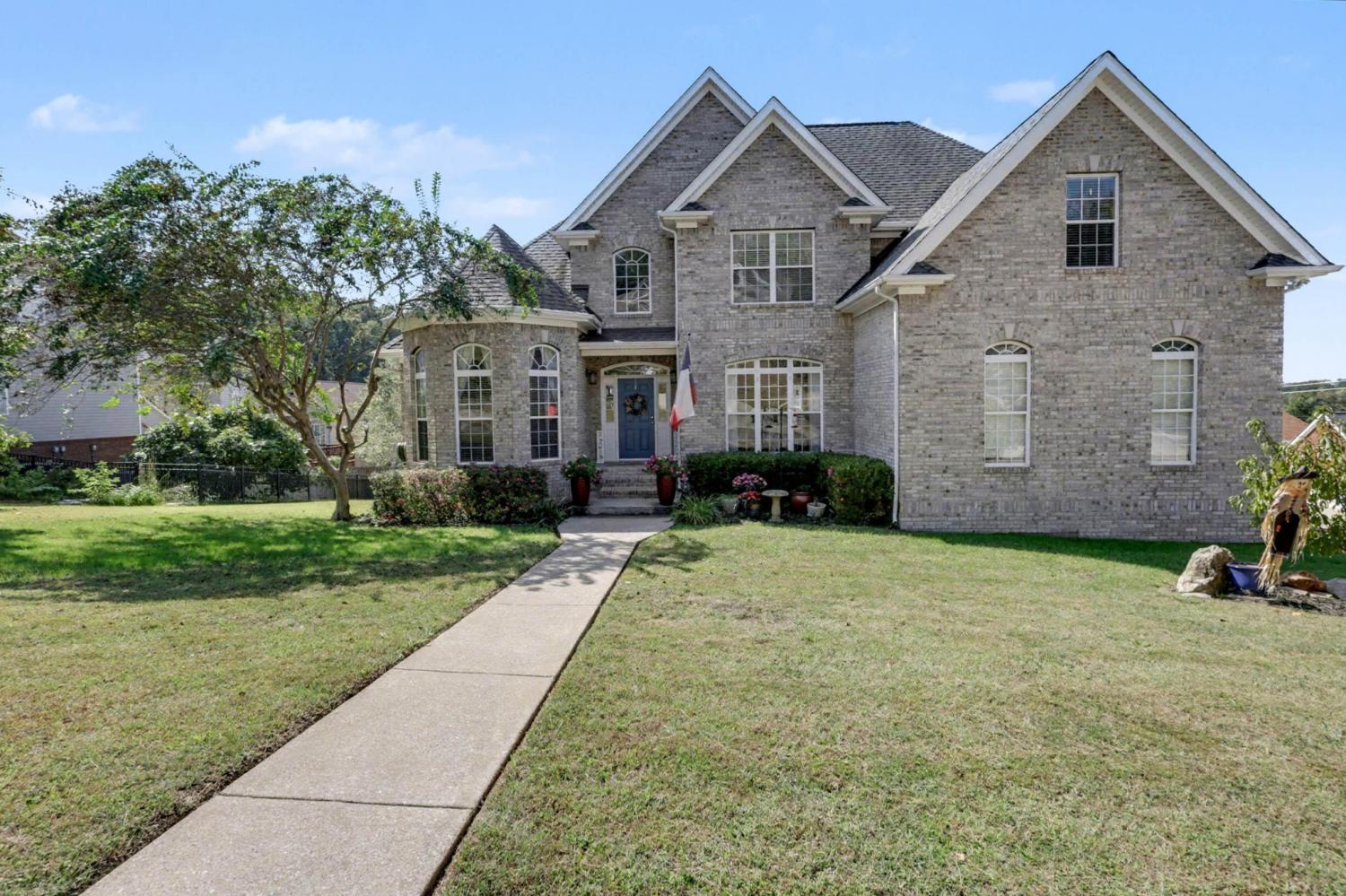 2290-Red-Tail-Lane For Sale