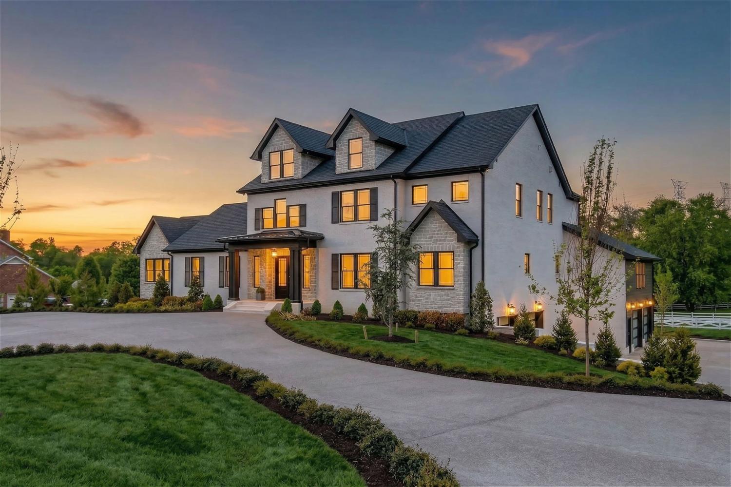 102-Steeplechase-Ln For Sale