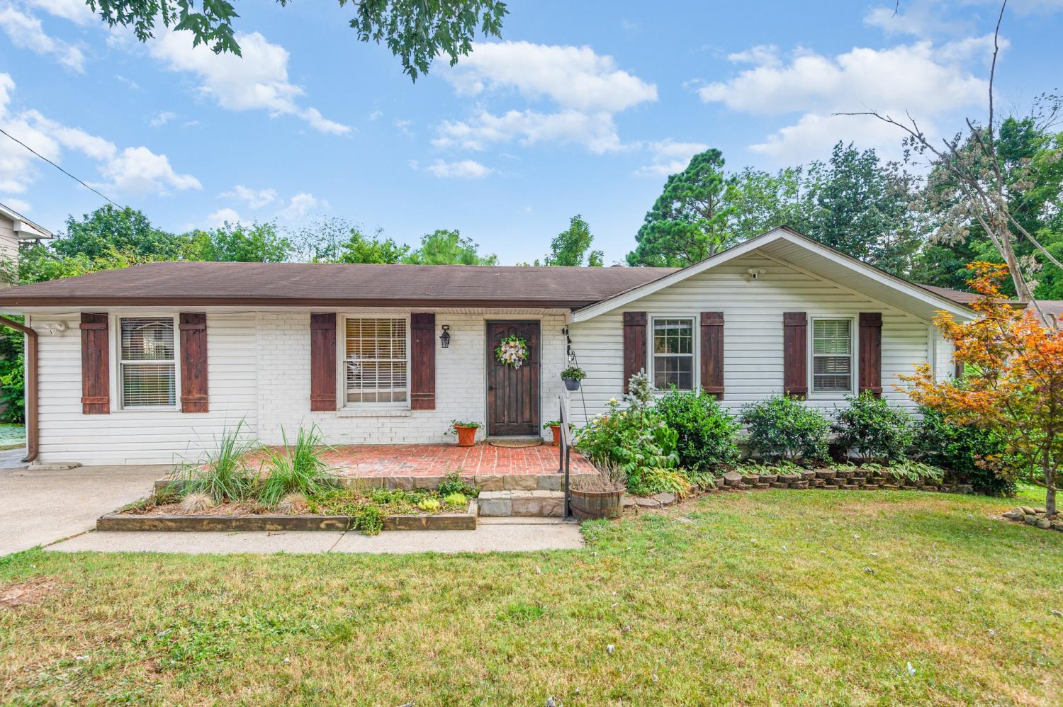 109-Evergreen-Cir For Sale