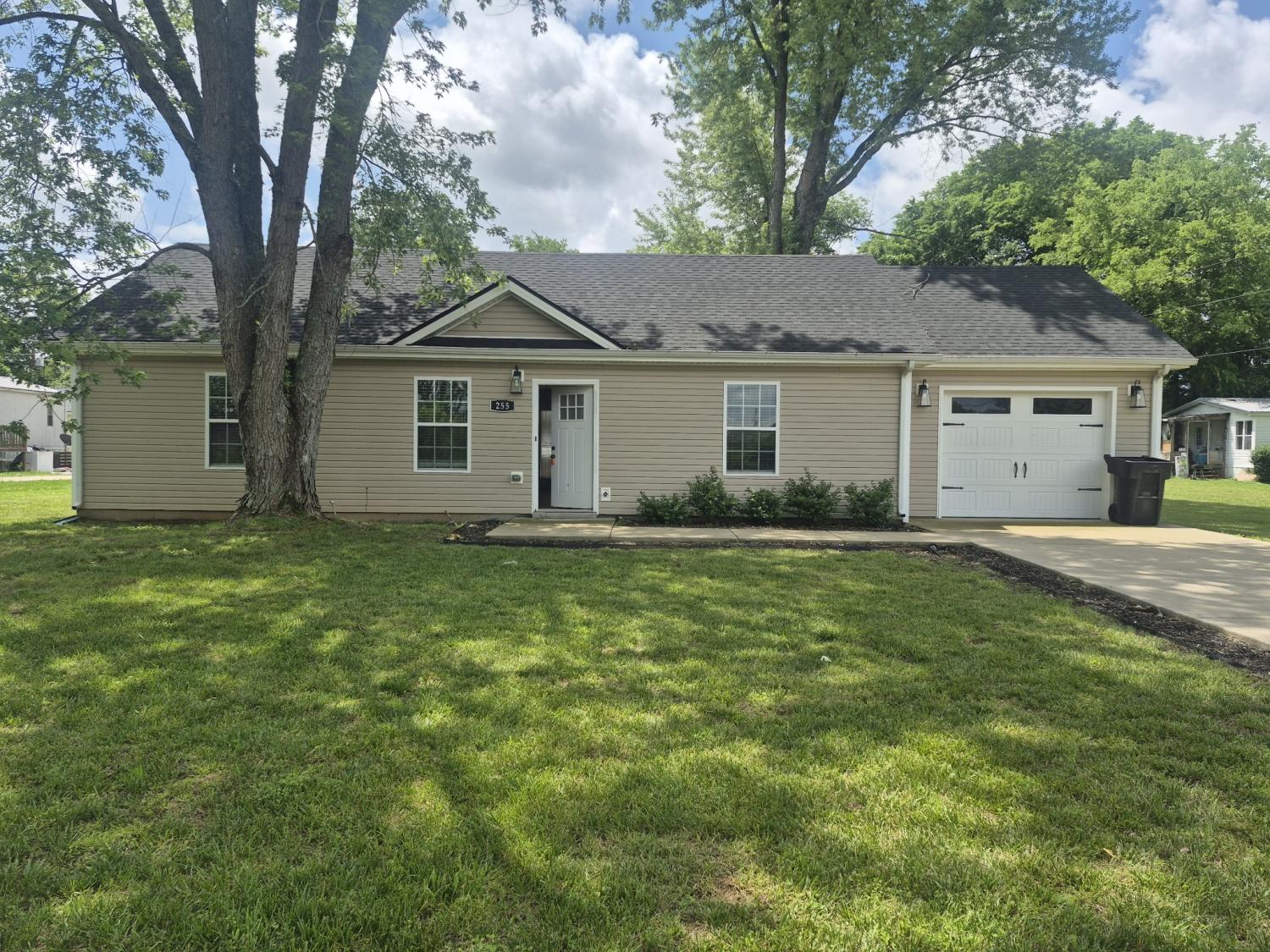 255-Illinois-Ave For Sale