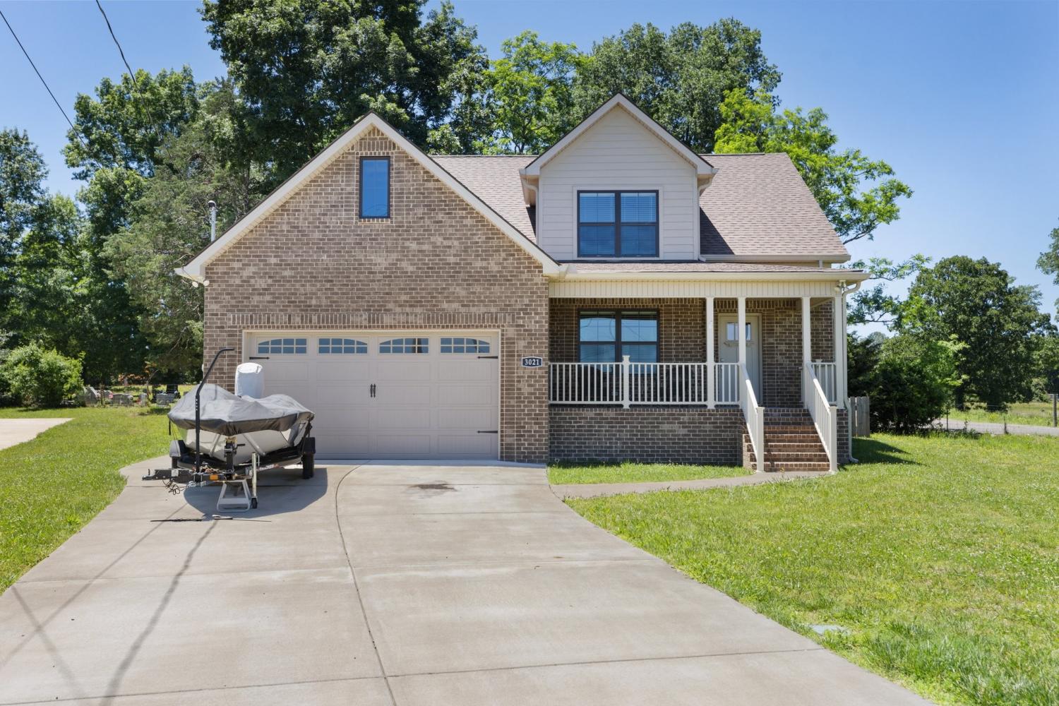 3021-Cambridge-Ct For Sale