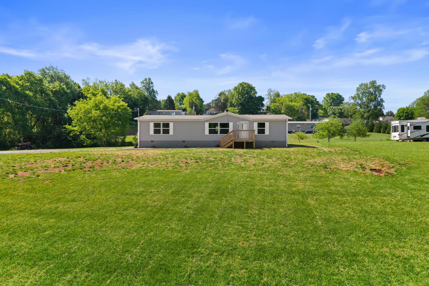 217-Oakland-Road For Sale