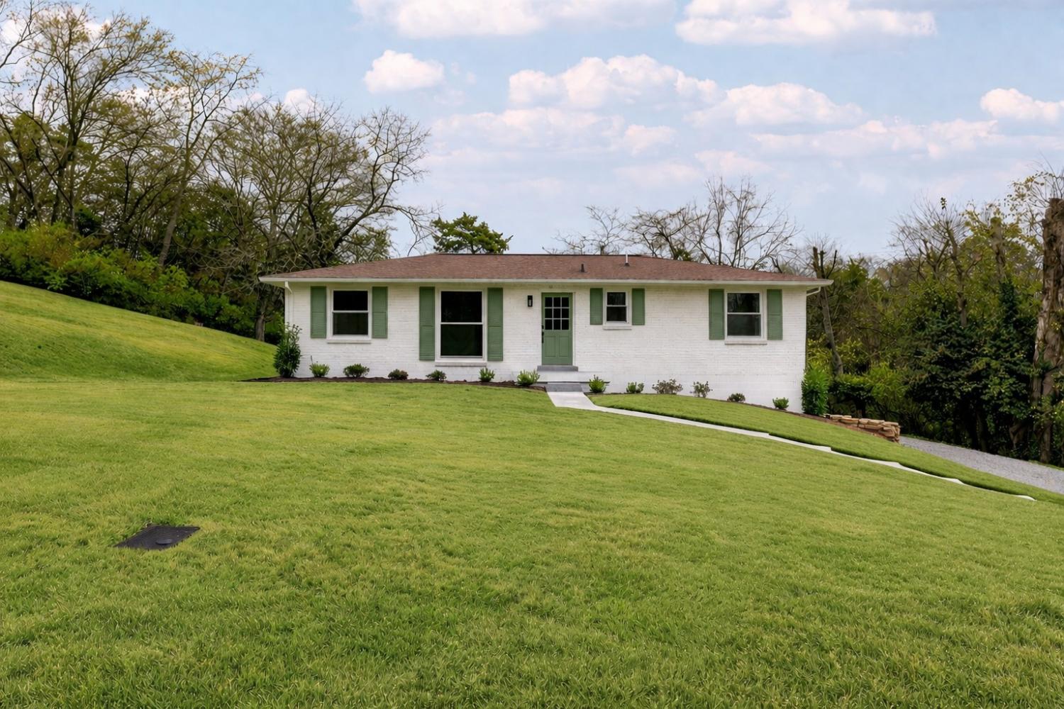 2511-Woodberry-Dr For Sale