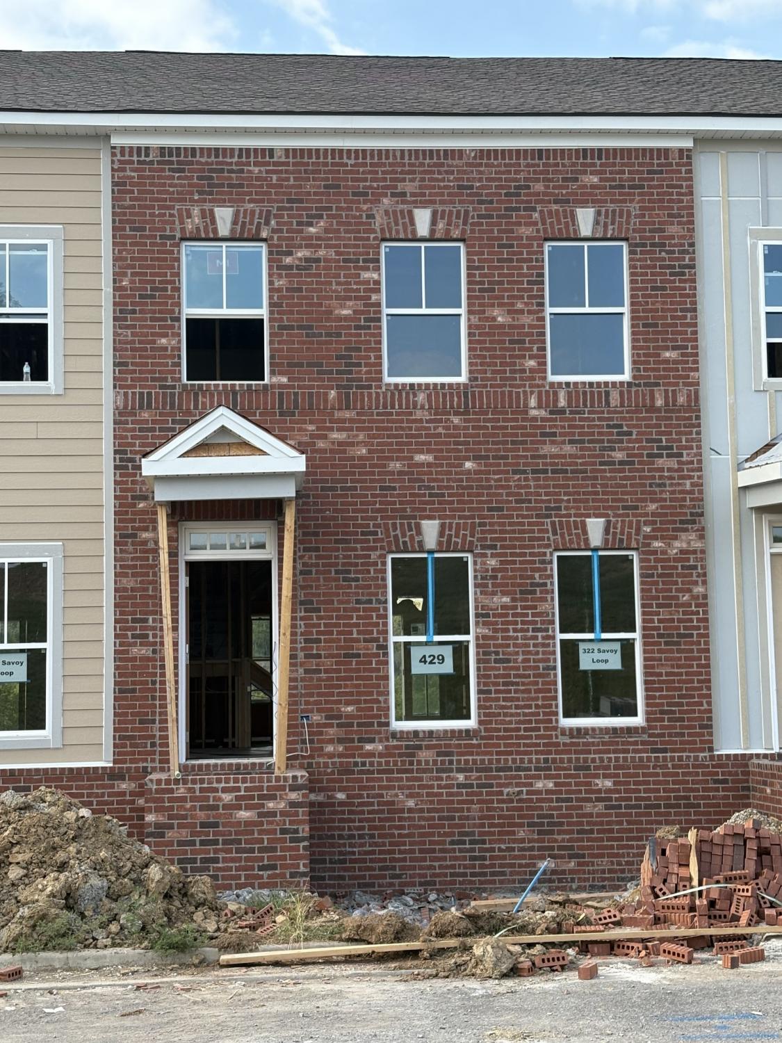 322-Savoy-Loop For Sale