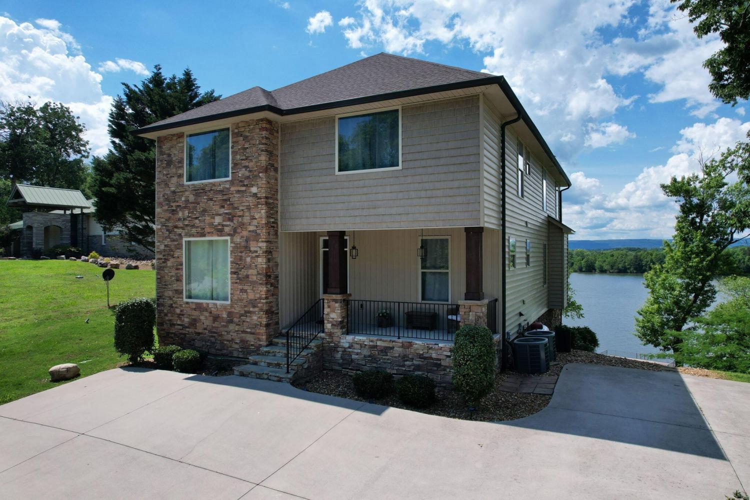 341-Russell-Lane For Sale