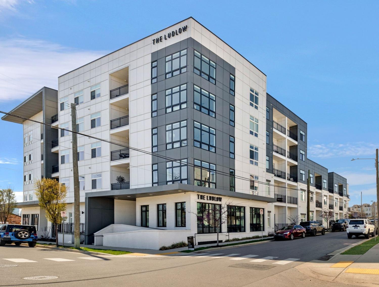 1125-10th-Ave--N For Sale