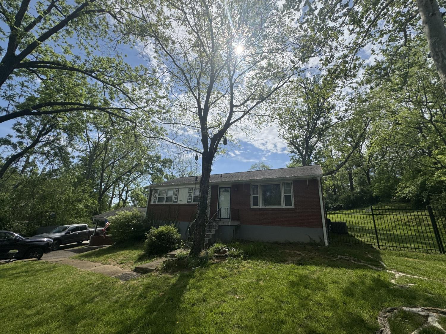 177-Briggs-Ave For Sale