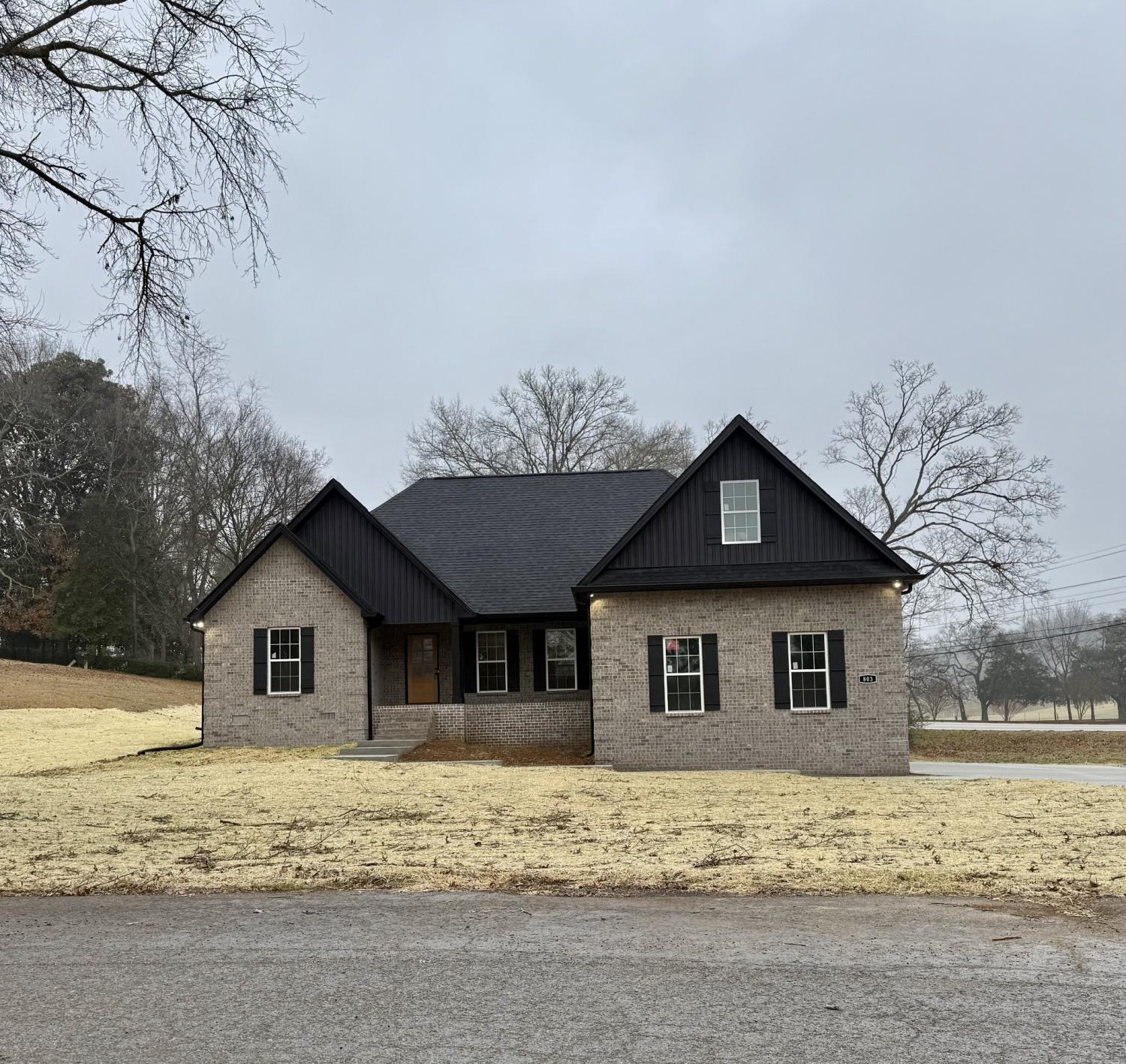 803-Manor-Dr For Sale