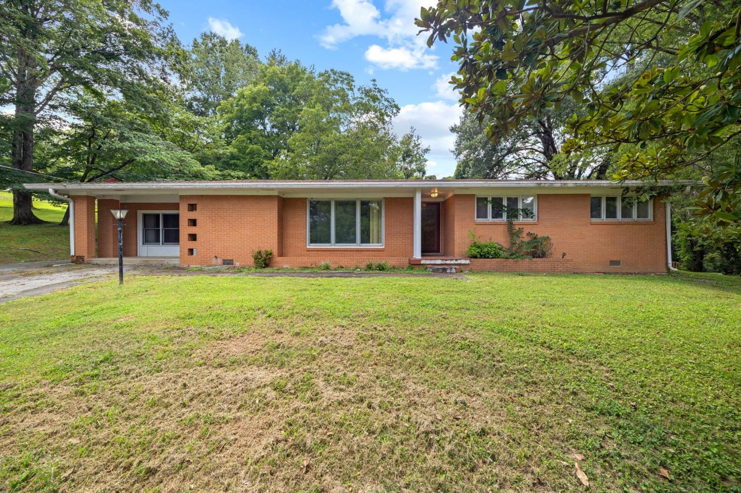 1822-Parkview-Ter For Sale