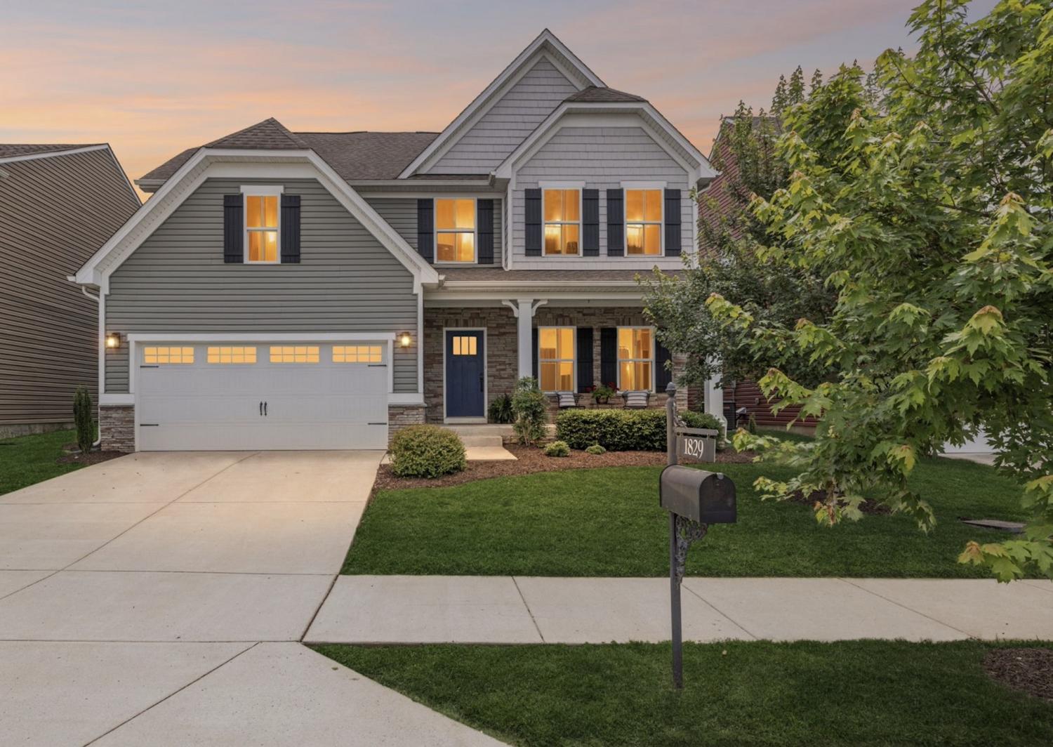 1829-Amesbury-Ln For Sale