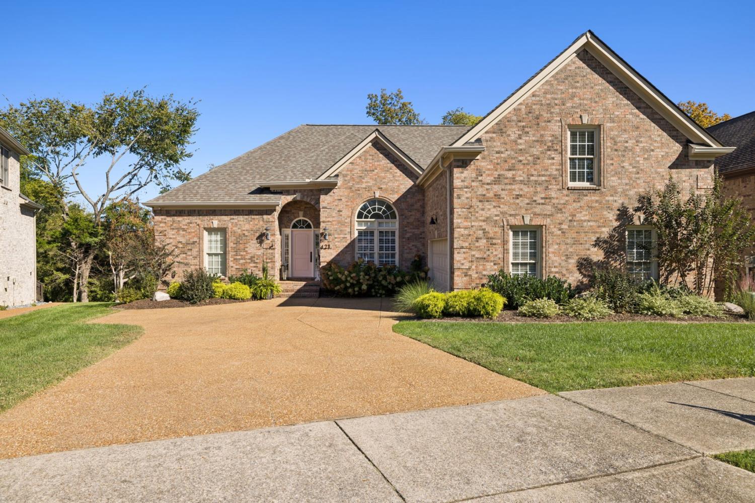 421-Caledonian-Ct For Sale
