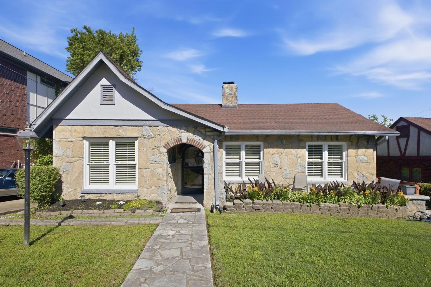 2112-Eastwood-Ave For Sale