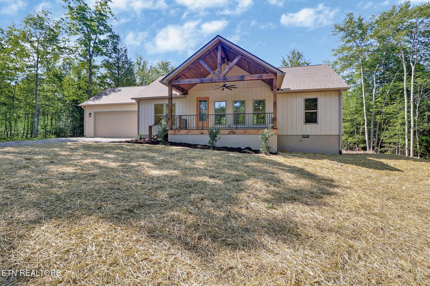 210-Creekview-Court For Sale