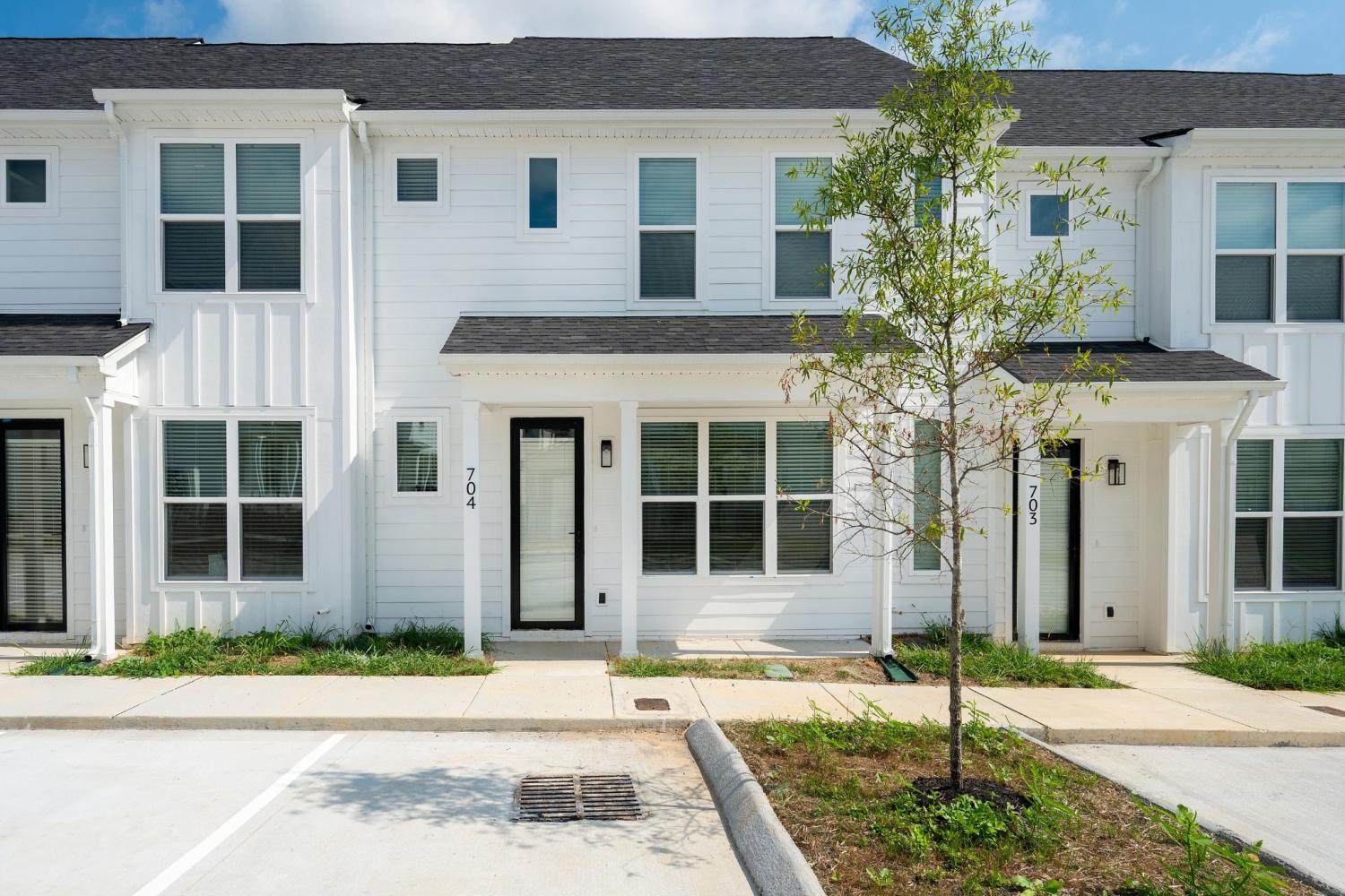 704-Laura-Ward-Pl For Sale