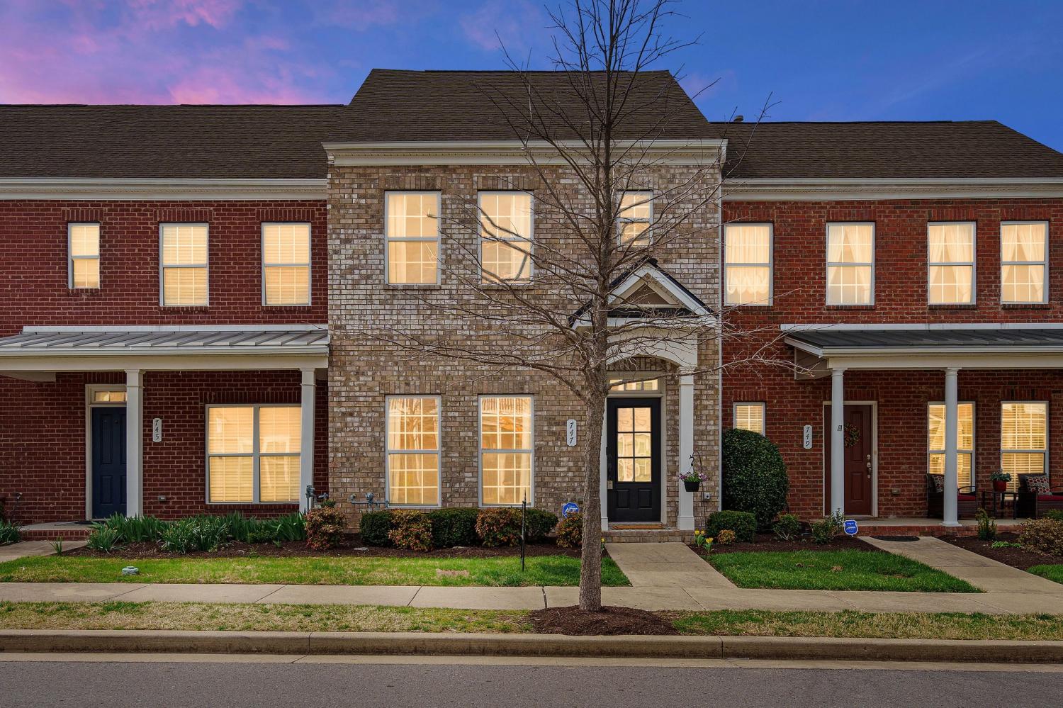 747-Westcott-Ln For Sale