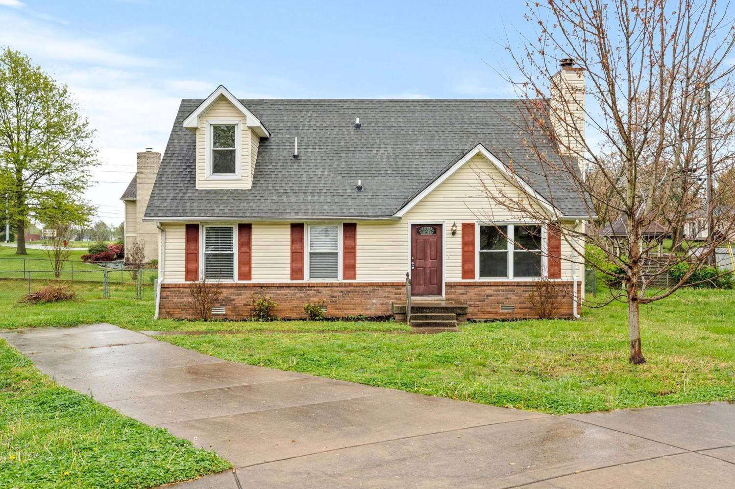 140-Cunningham-Pl For Sale