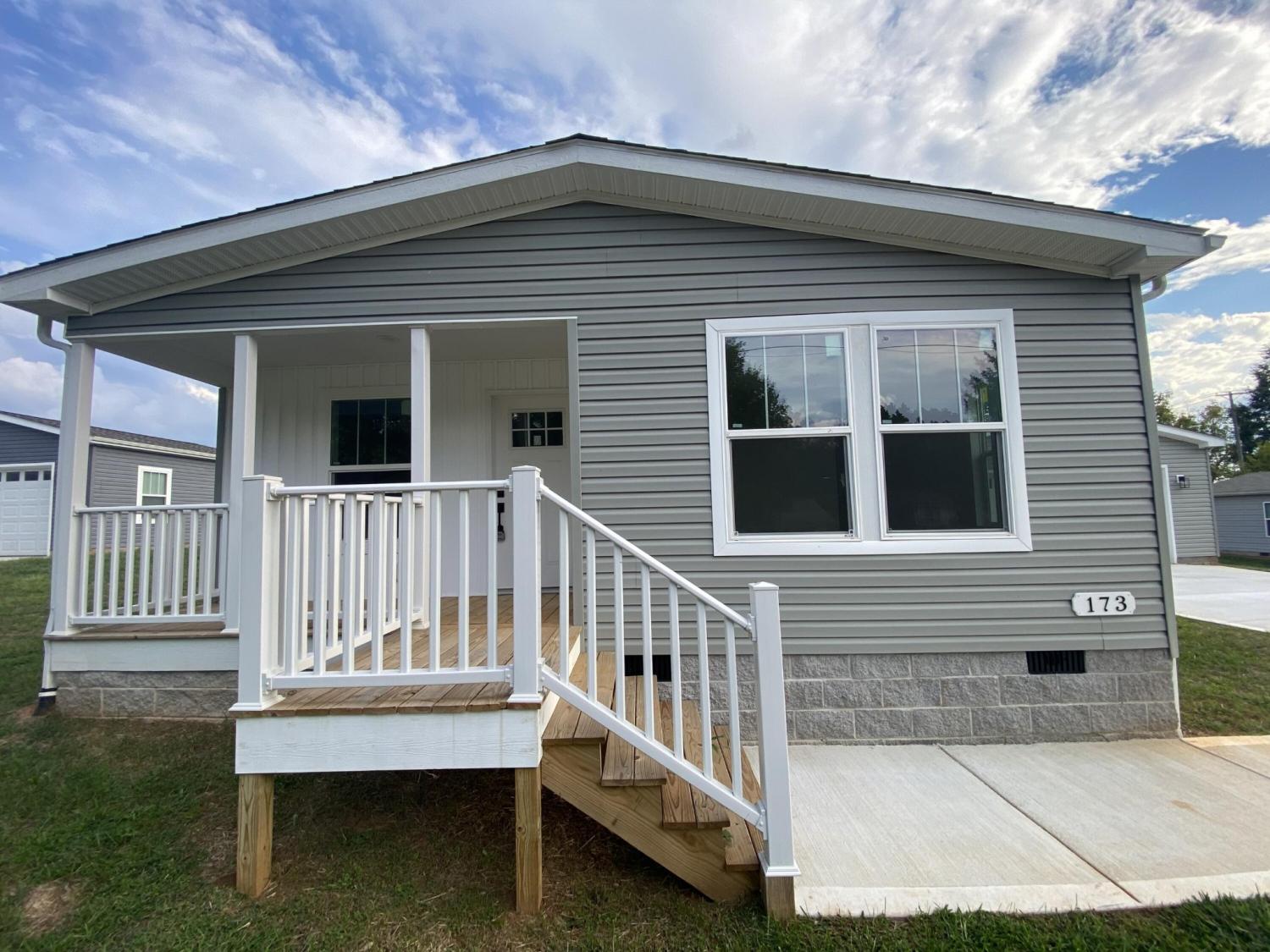 173-Dode-Street-Street For Sale
