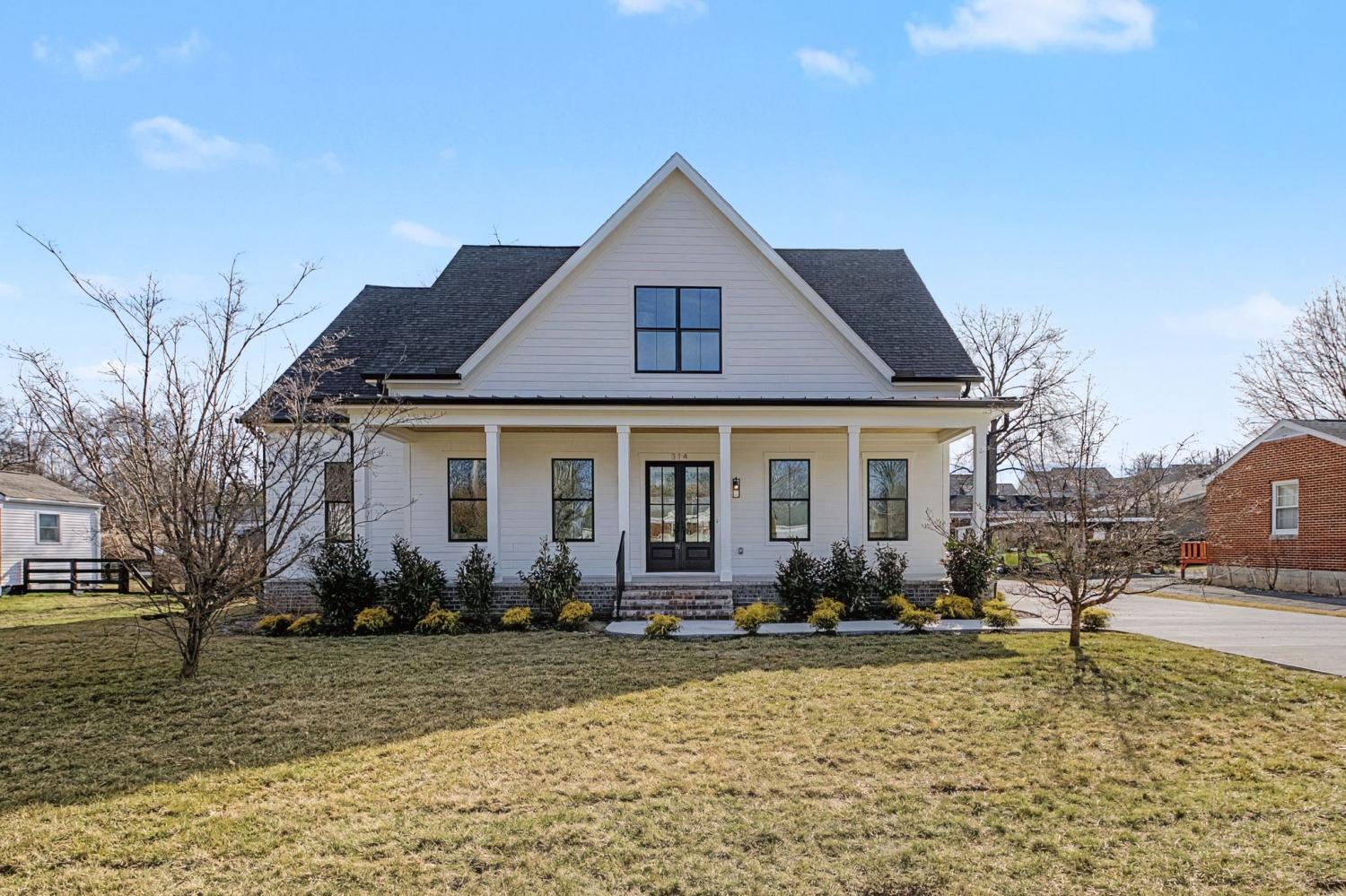 Franklin Elementary Property for Sale