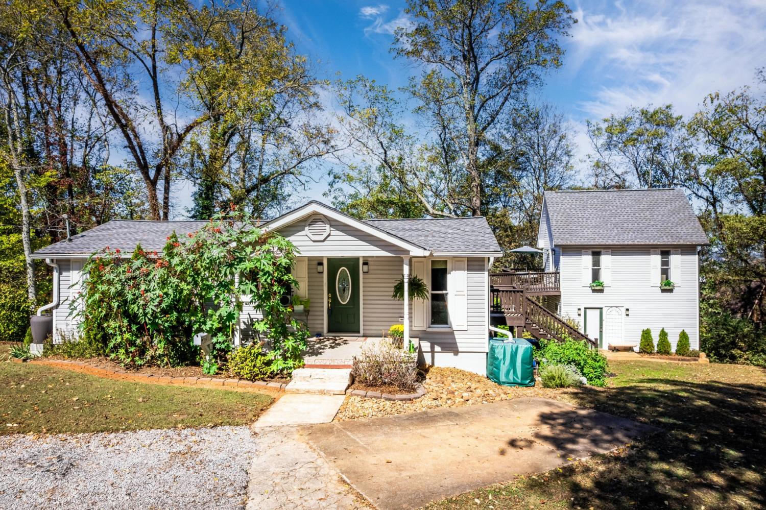 6572-Fairview-Road For Sale