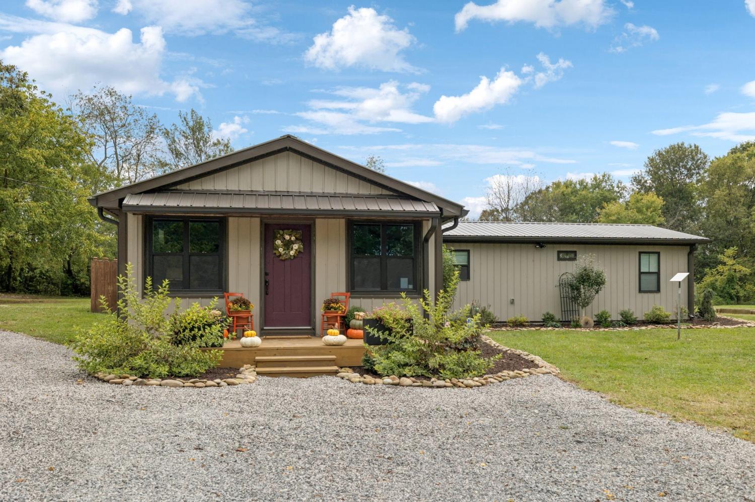 2496-Chestnut-Hill-Rd For Sale