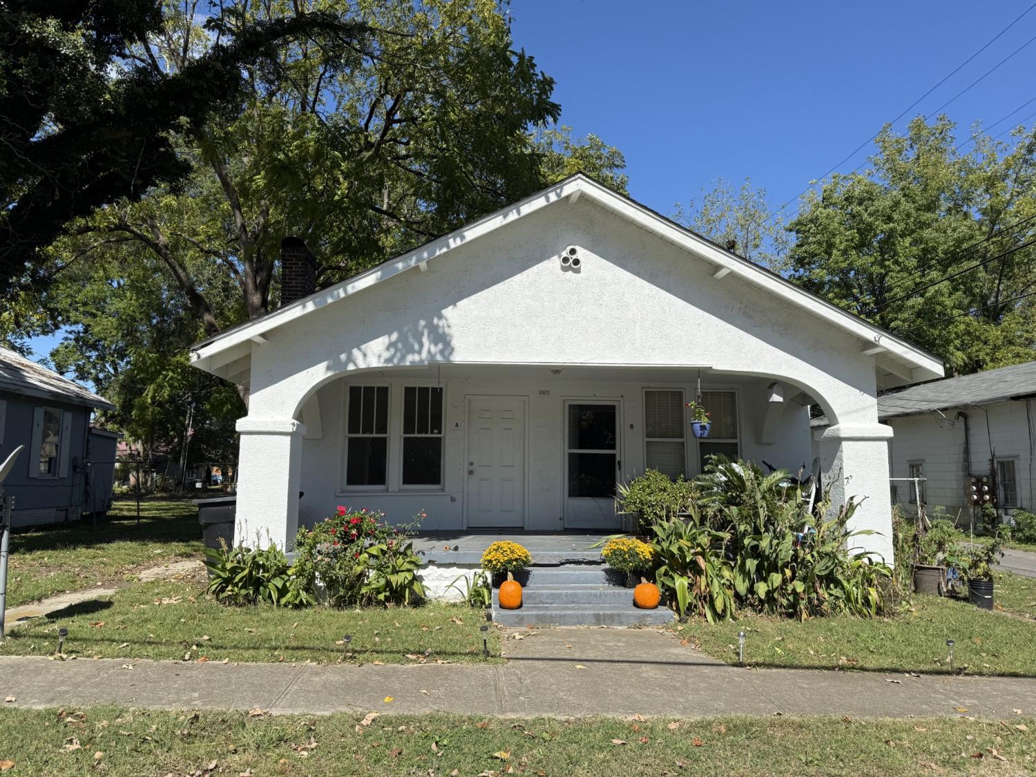 207-E-Lauderdale-St For Sale