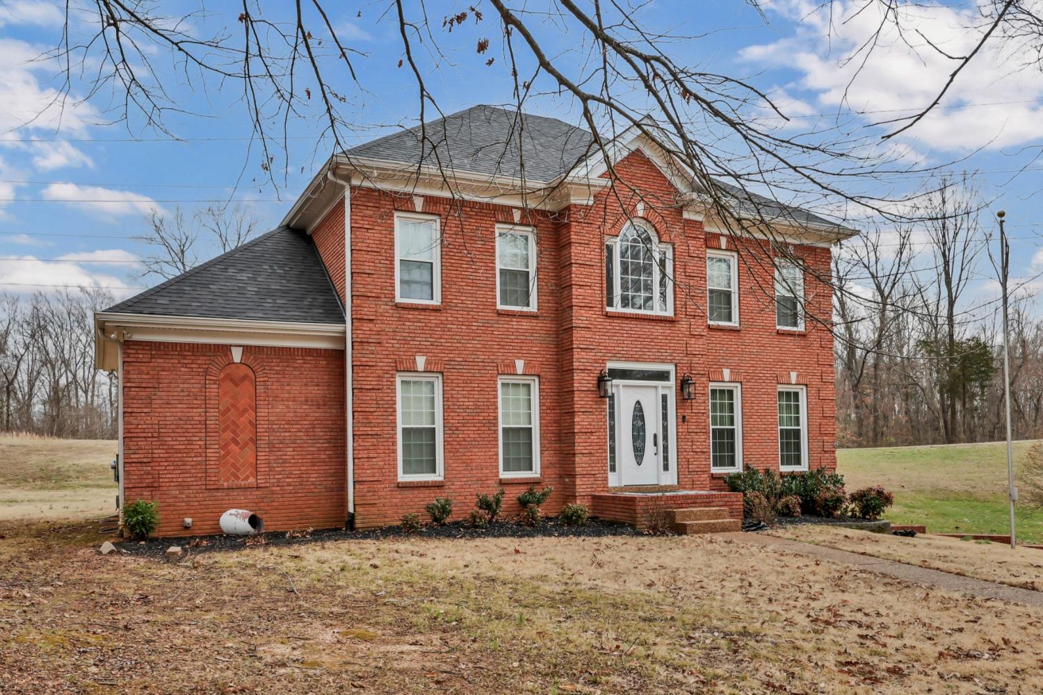 950-Ridgewood-Dr For Sale