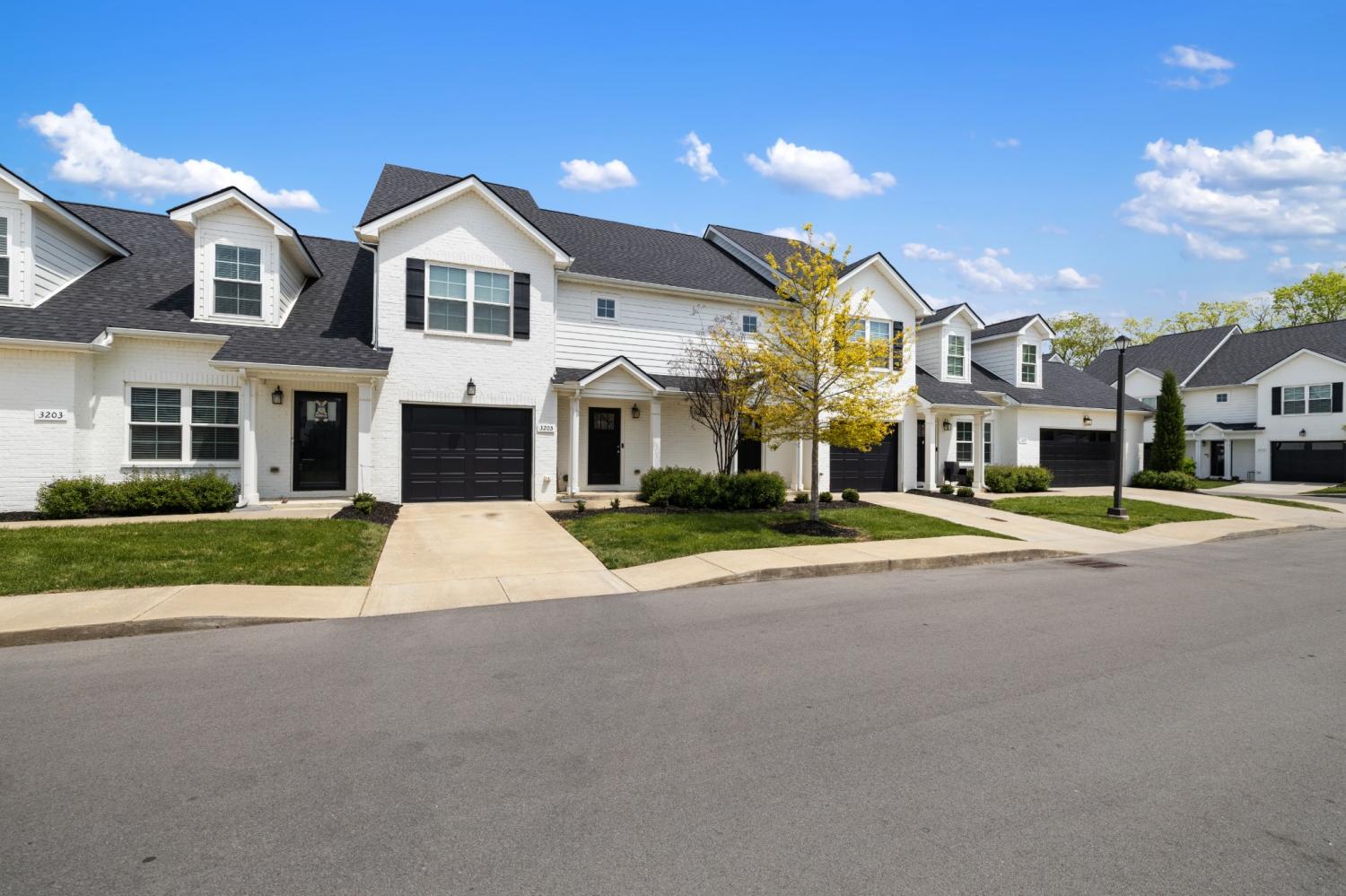 3207-Clemons-Cir For Sale