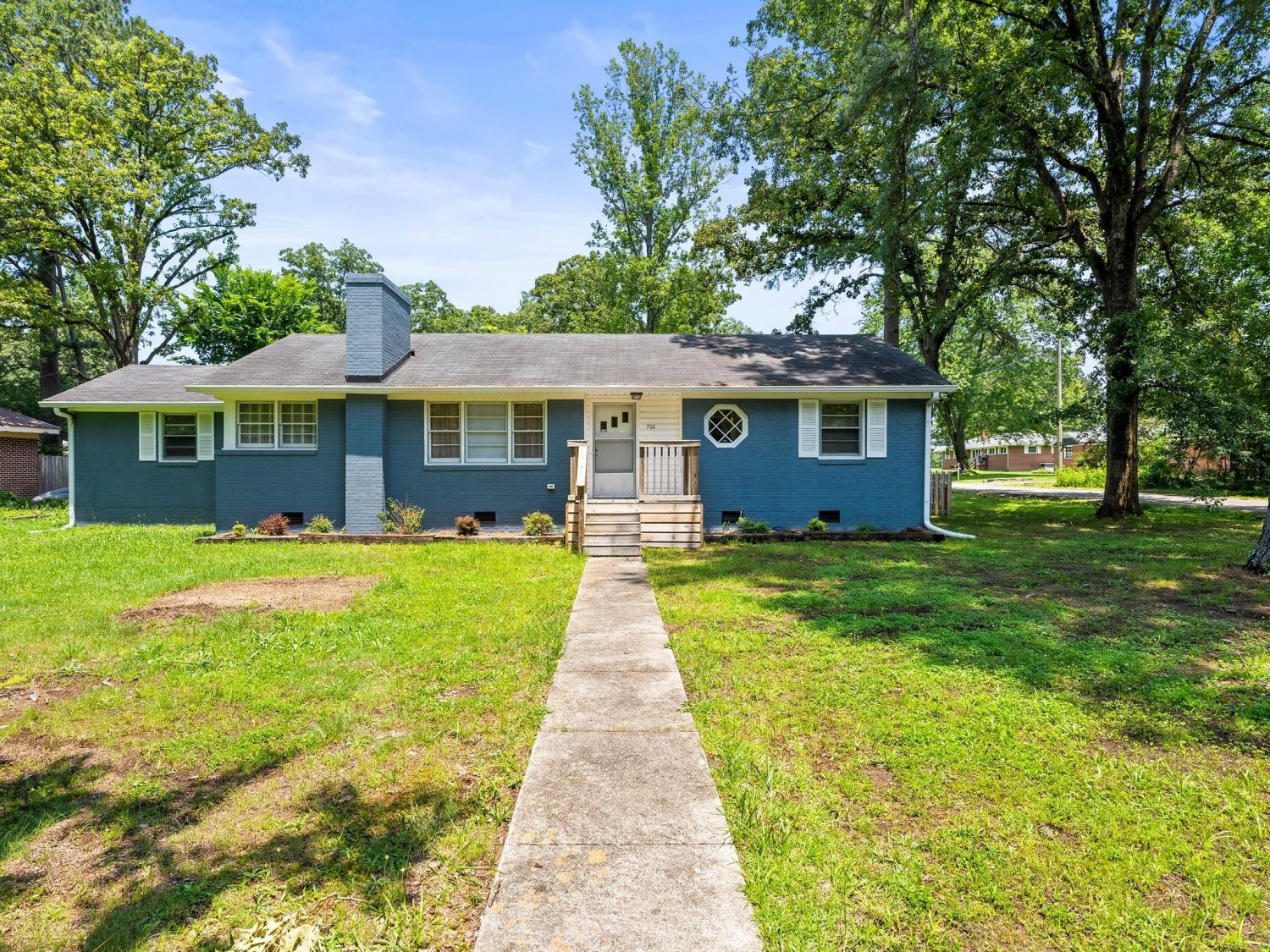 700-Bragg-Cir For Sale
