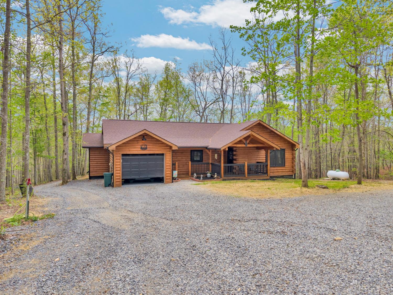 673-Arrowhead-Rd For Sale