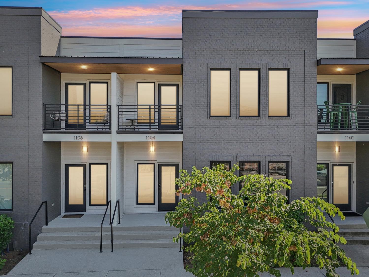 1104-Greenwood-Ave For Sale