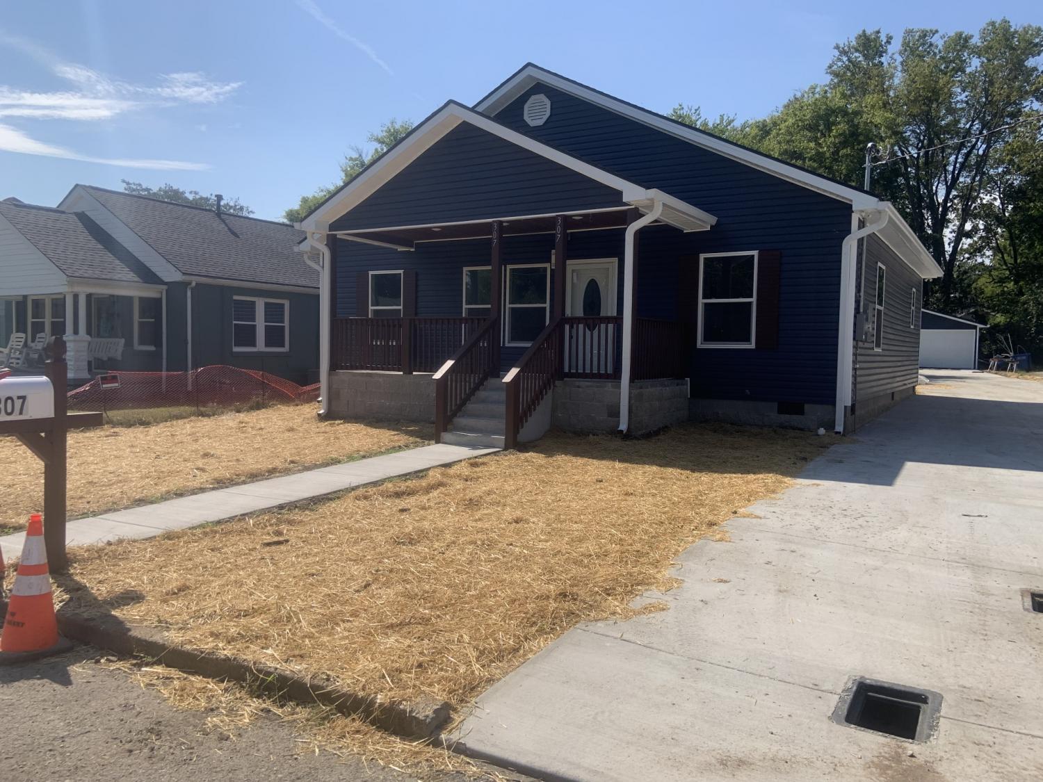 307-Wall-St For Sale
