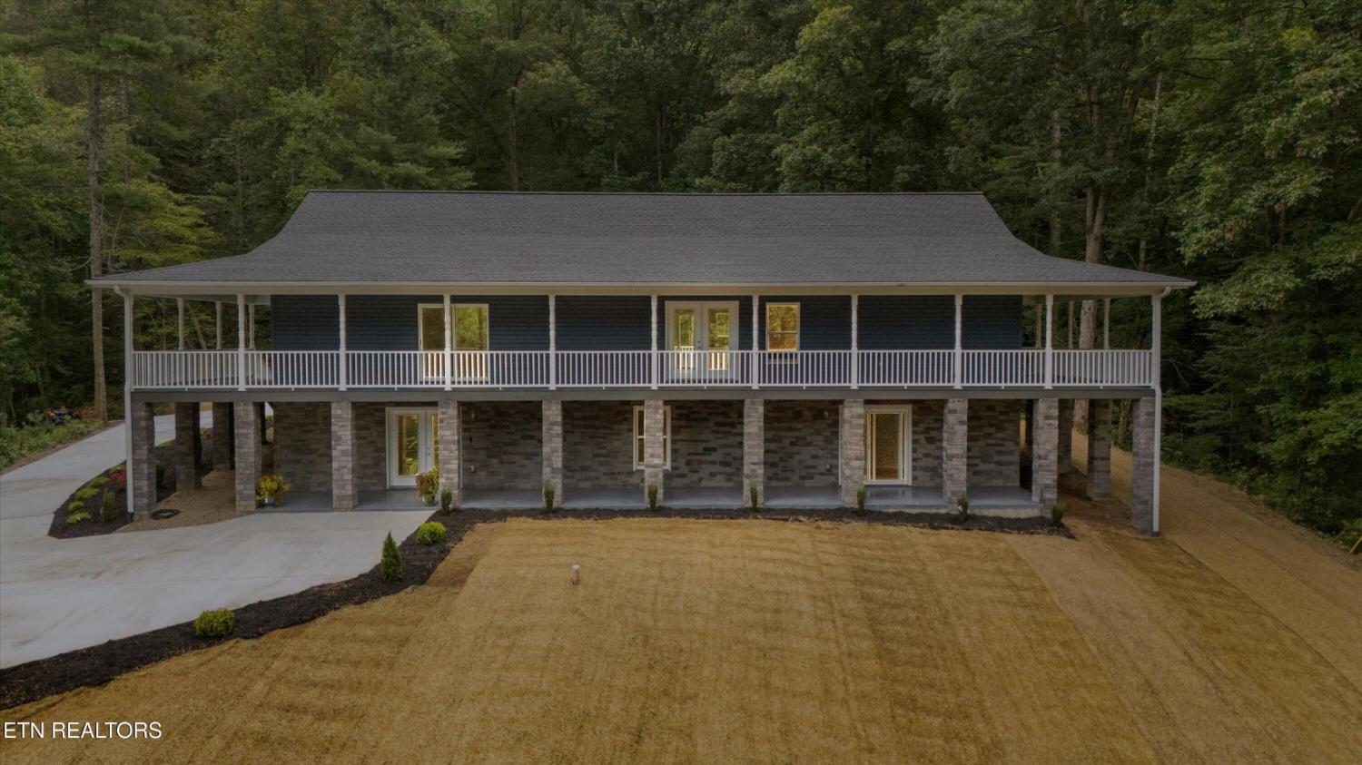 201-Flat-Rock-Way For Sale