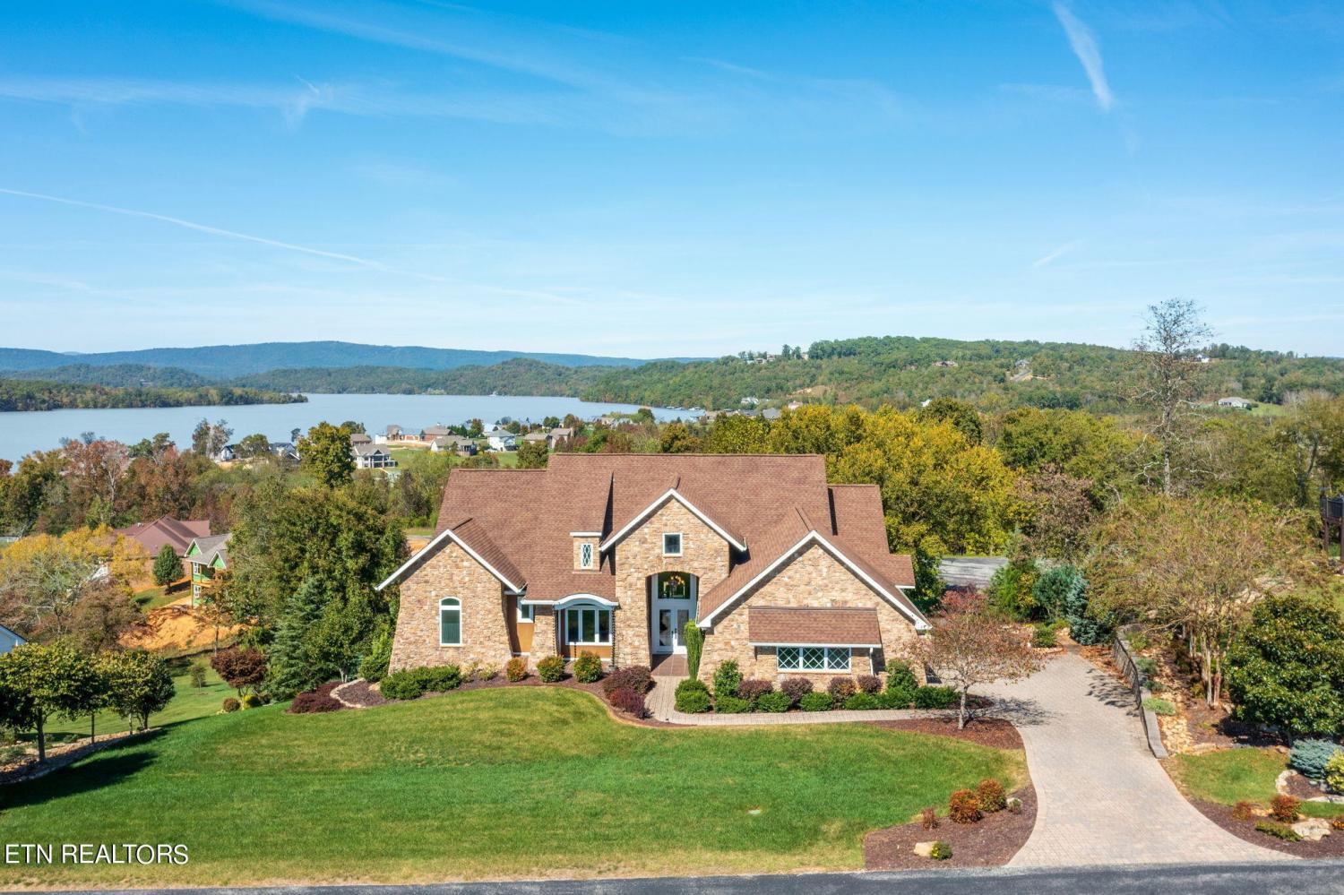 216-Majestic-View-Drive For Sale