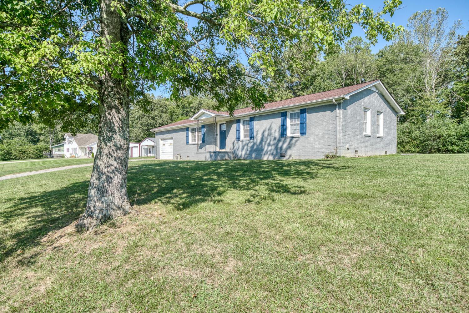 4871-New-Window-Cliff-Rd For Sale